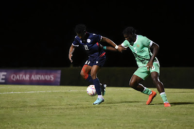 Las Esmeraldas iluminan el eterno retorno hacia el fracaso de los&nbsp;Quisqueyanos.